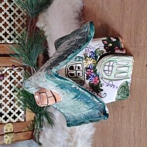 . Vintage Heather Goldminc Green Cottage Tea Light House - Ceramic Candle Night